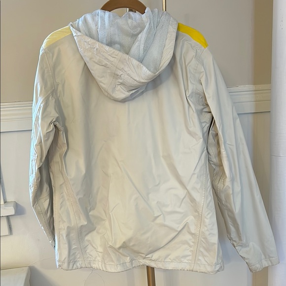 Helly Hansen Cream and Yellow Waterproof Jacket with Mesh Lining - Picture 4 of 5